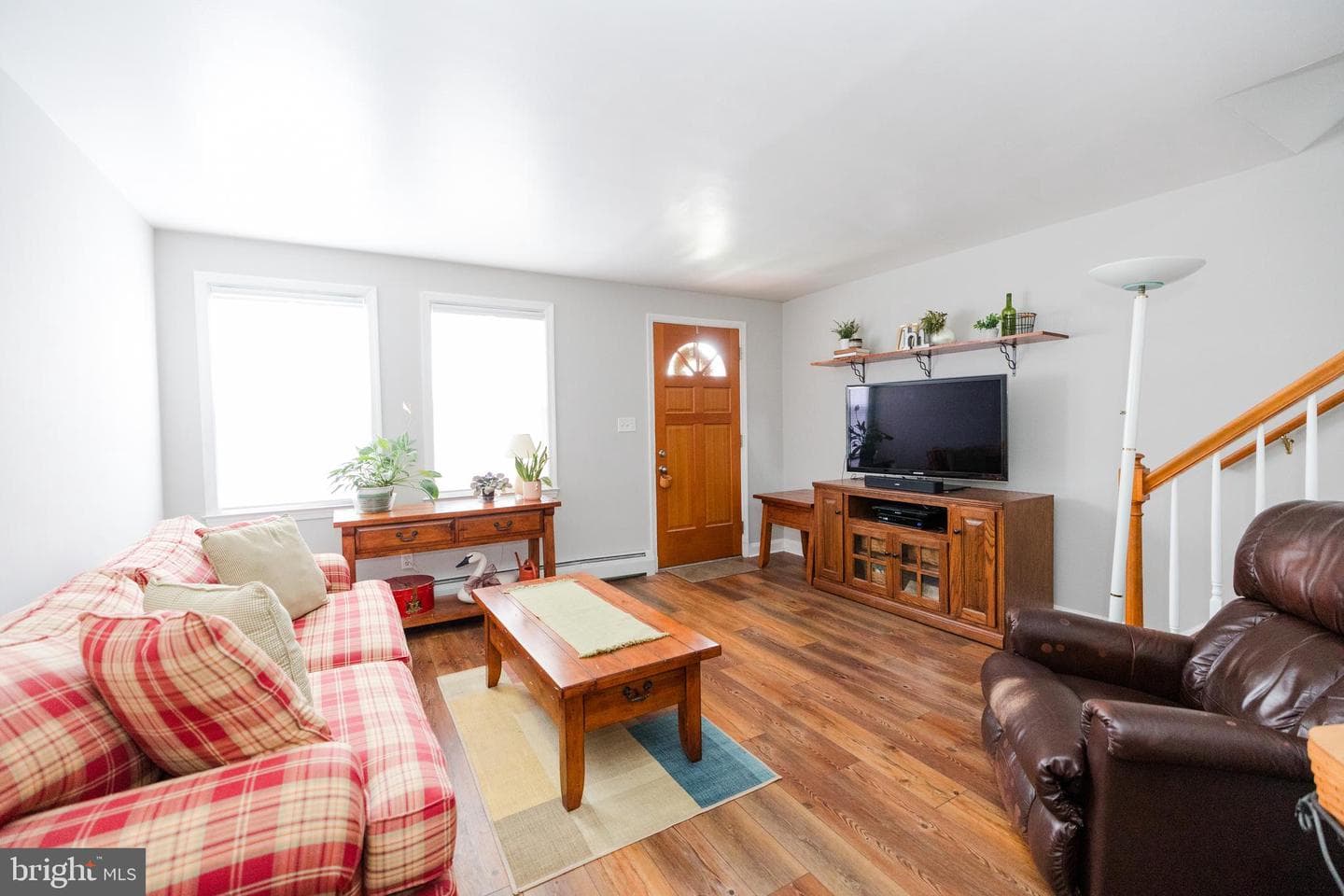 1083 Elm Road photo 6