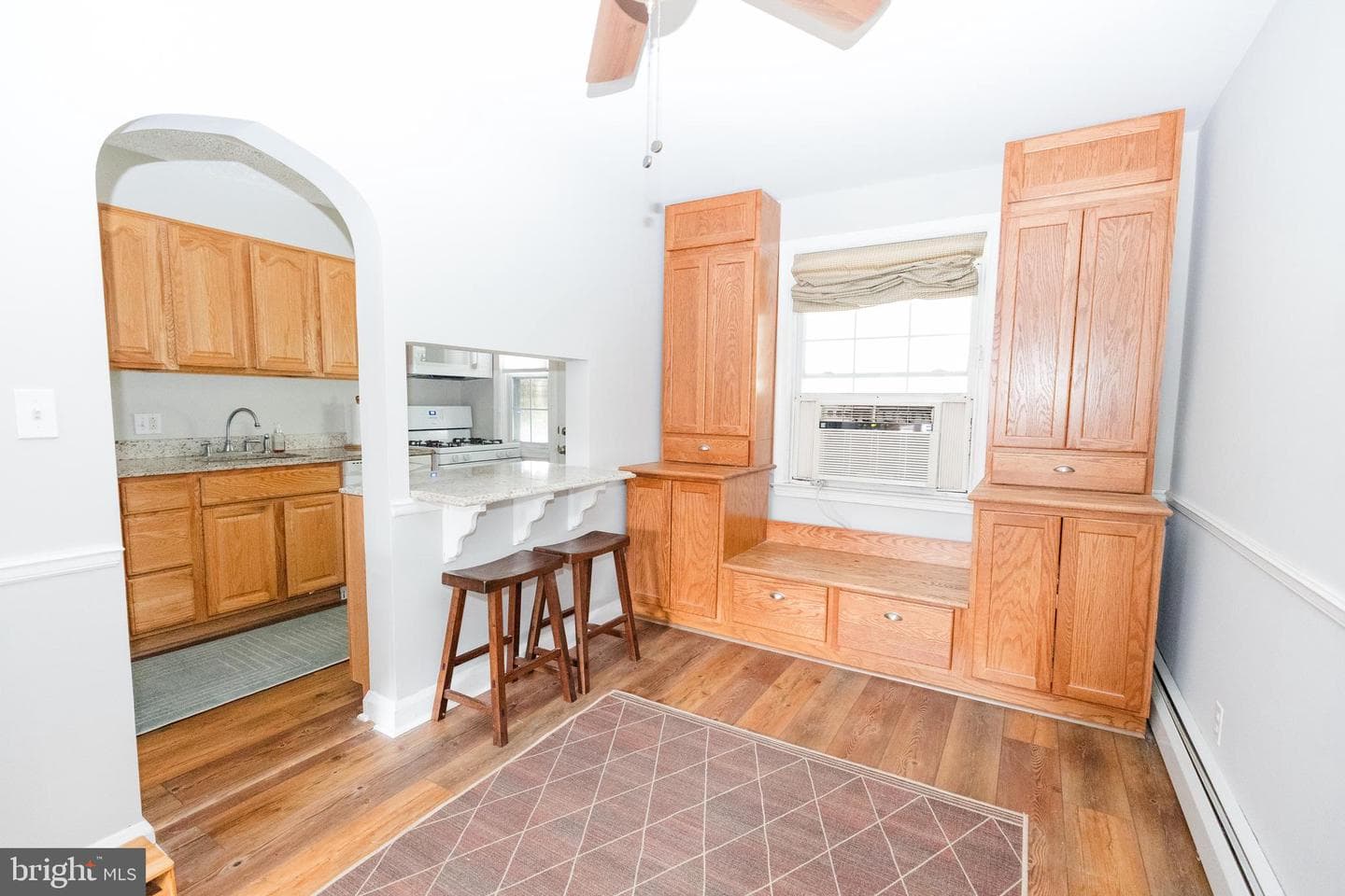 1083 Elm Road photo 8