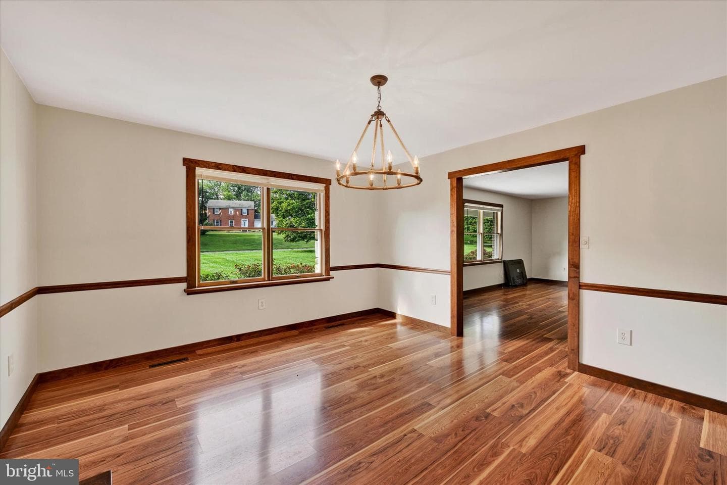 4005 Eland Road photo 12
