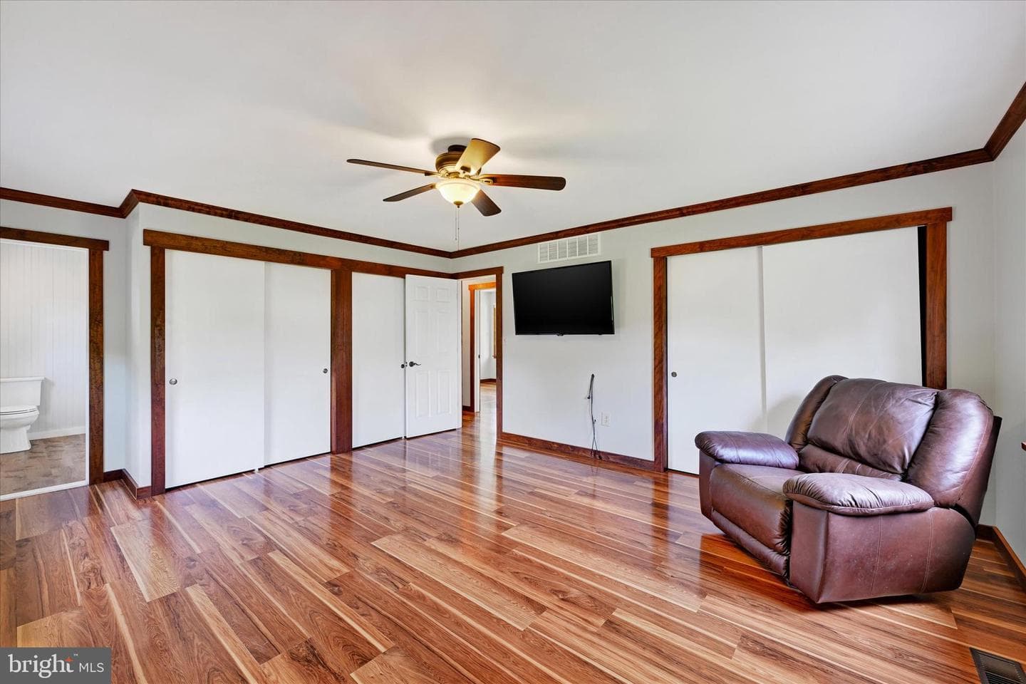 4005 Eland Road photo 18
