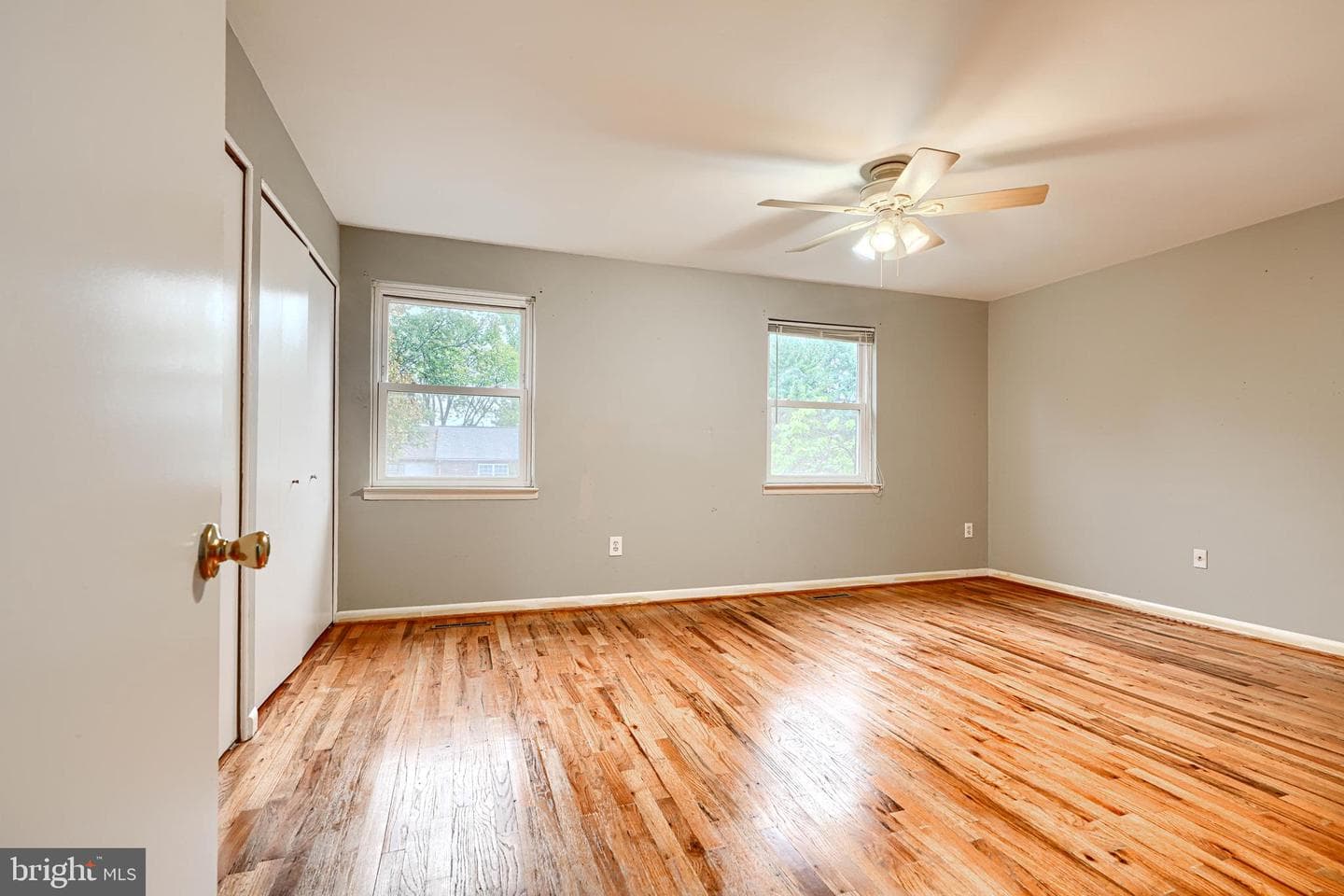 14 Englefield Square photo 10