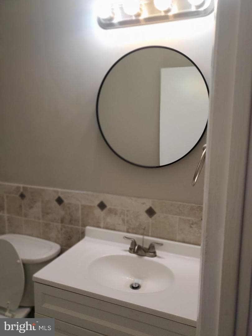 14 Englefield Square photo 14