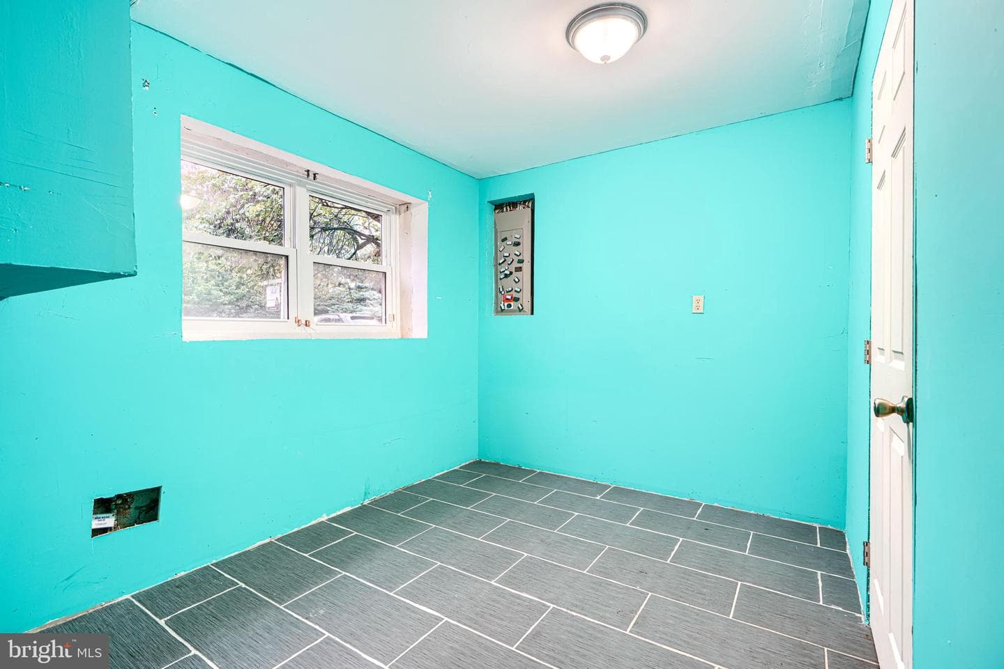 14 Englefield Square photo 24