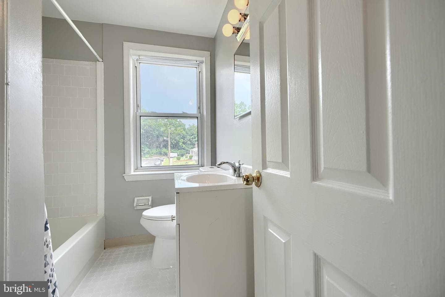 7 Cardinal Road photo 18