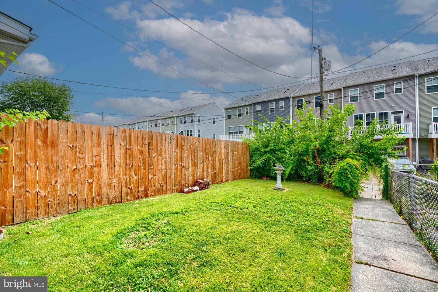 7 Cardinal Road photo 29