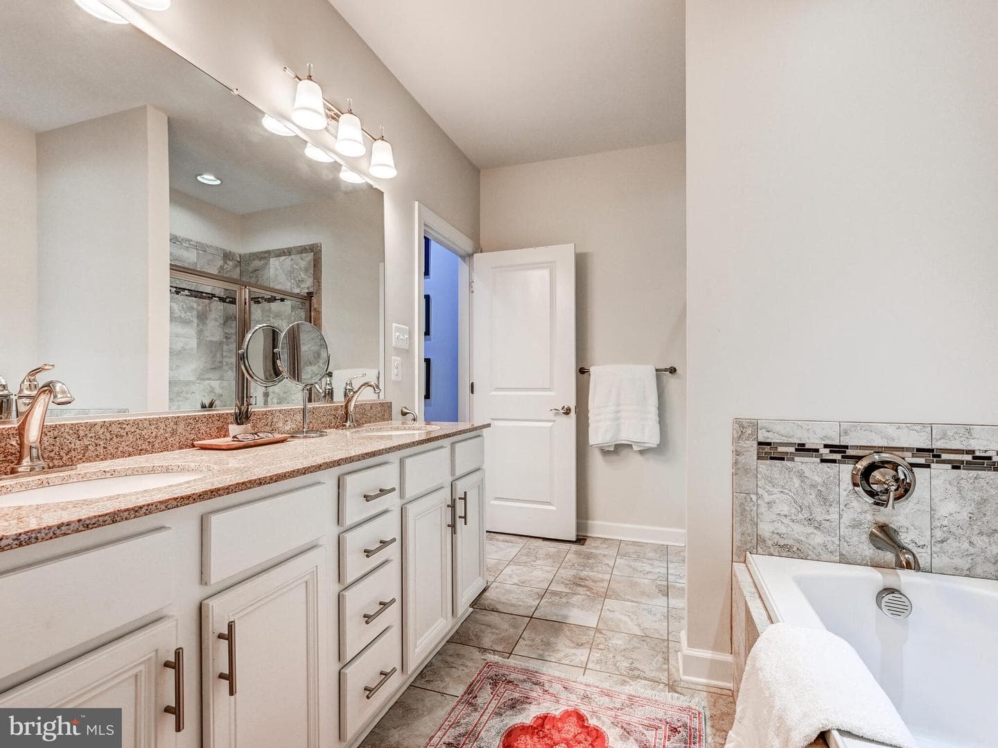6724 Fairford Lane photo 27