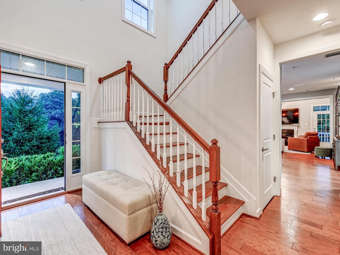 6724 Fairford Lane photo 8