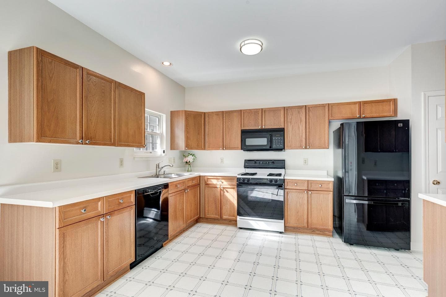9943 Middle Mill Drive #35 photo 24