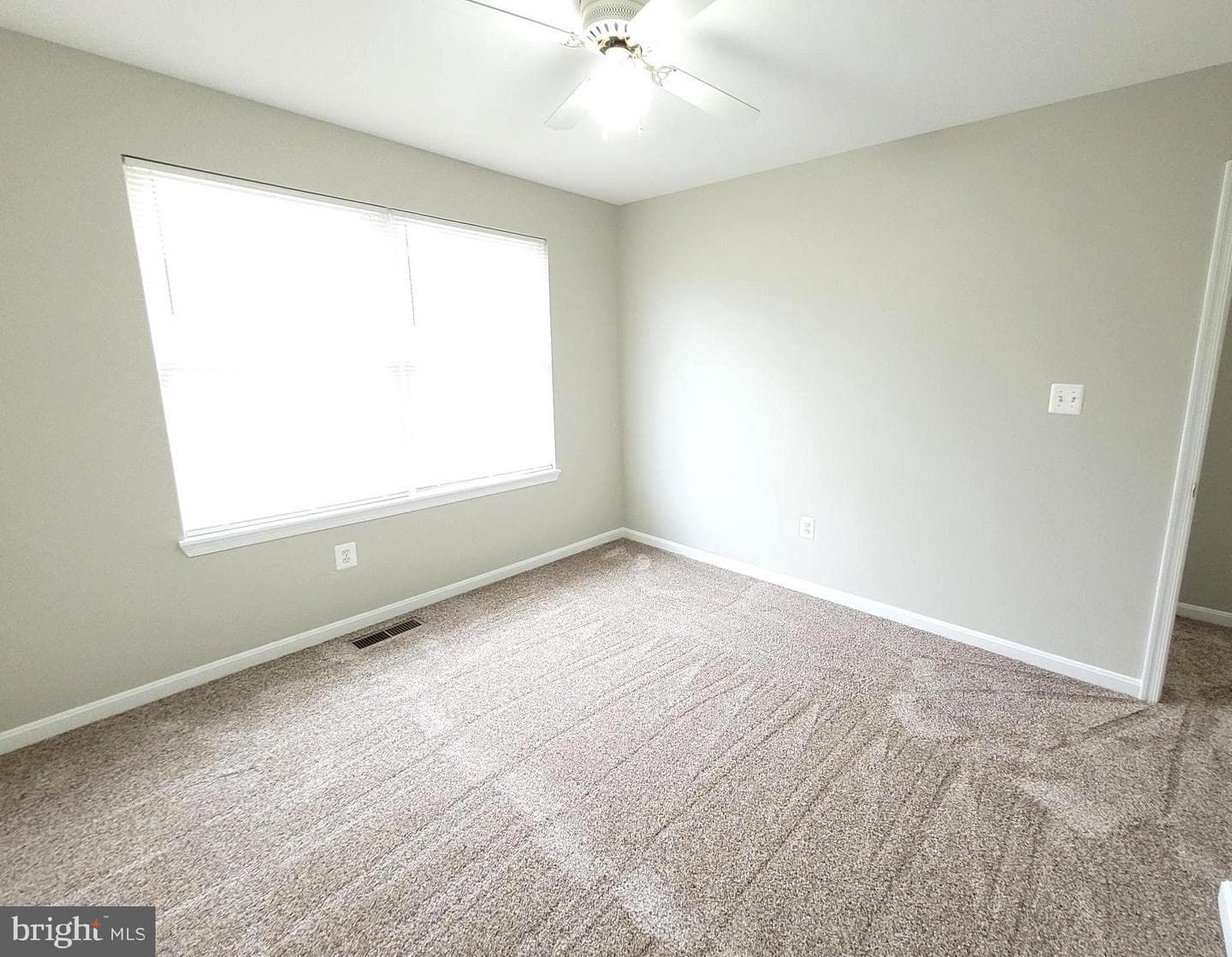 3933 N Point Road photo 29
