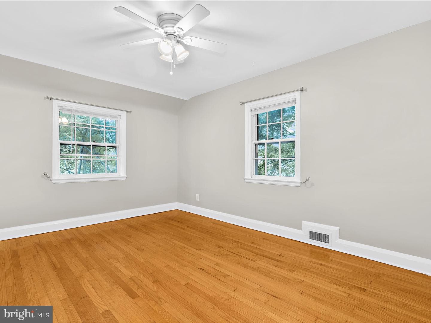 801 Olmstead Road photo 18