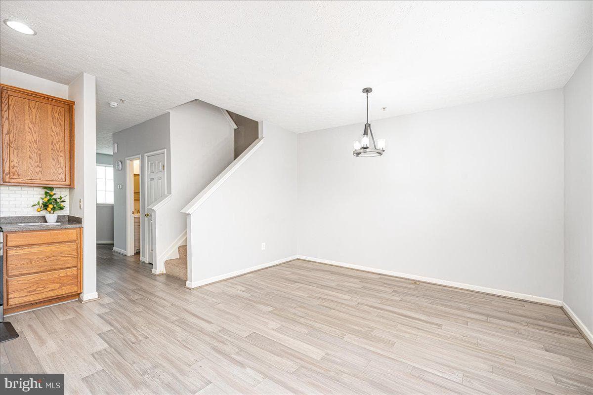 9605 Community Drive photo 12