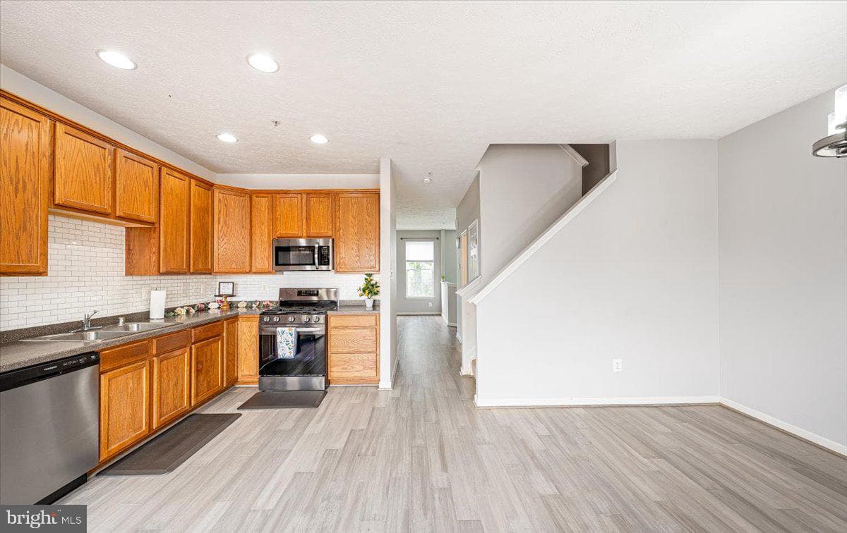 9605 Community Drive photo 13