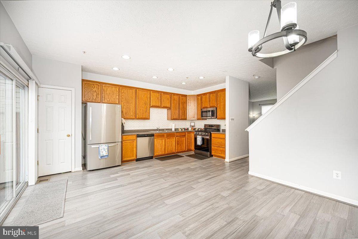 9605 Community Drive photo 14