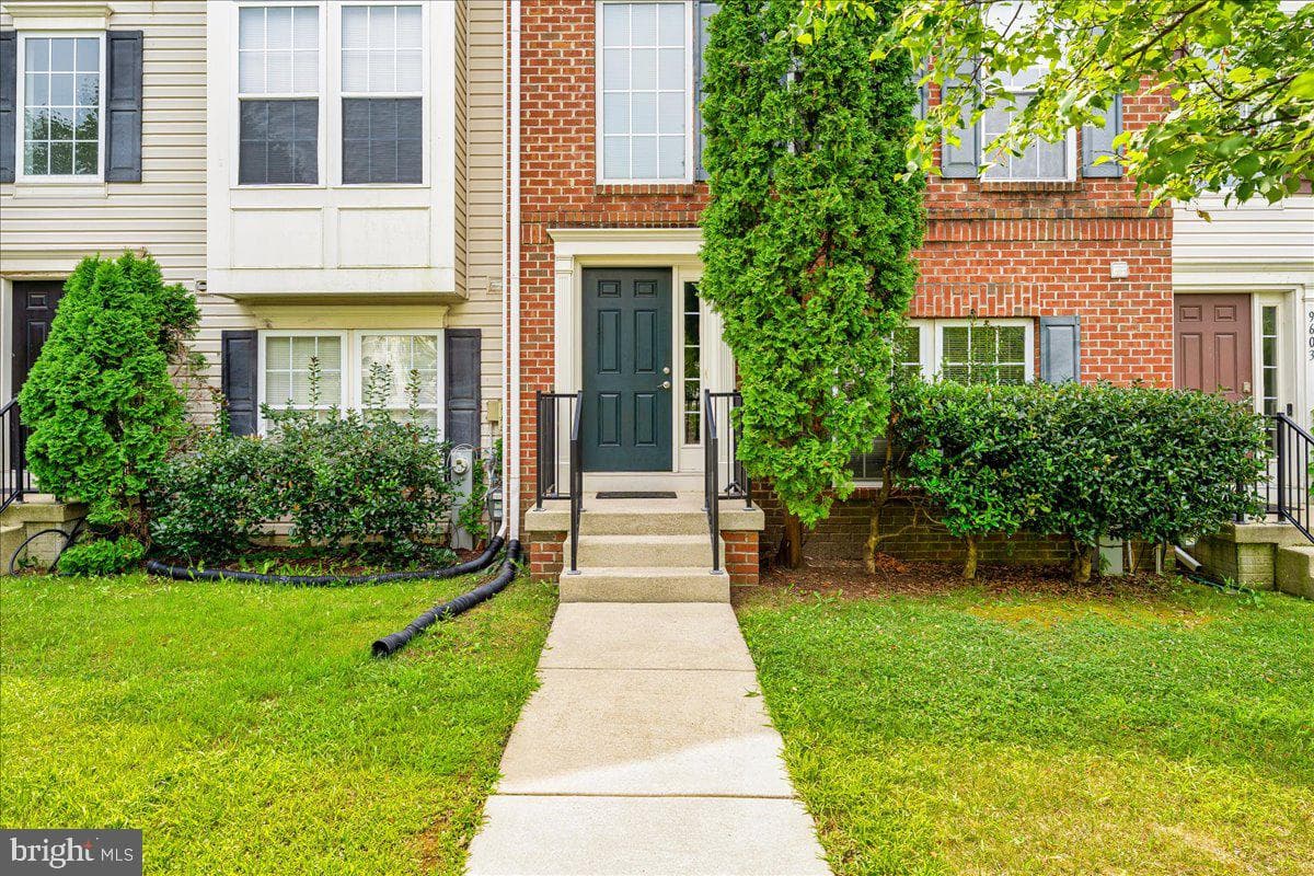 9605 Community Drive photo 2