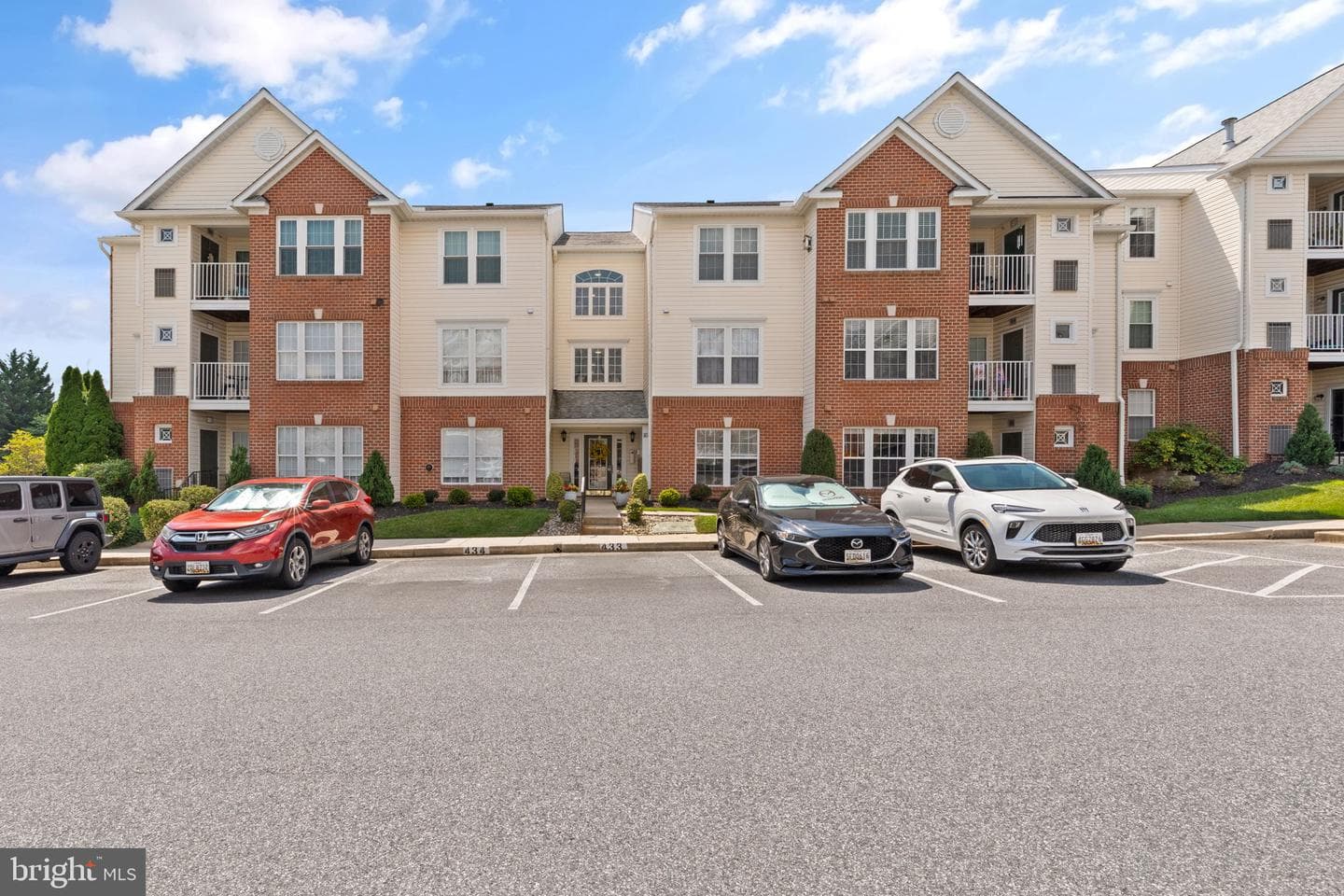 16 Brook Farm Court #16d photo 23