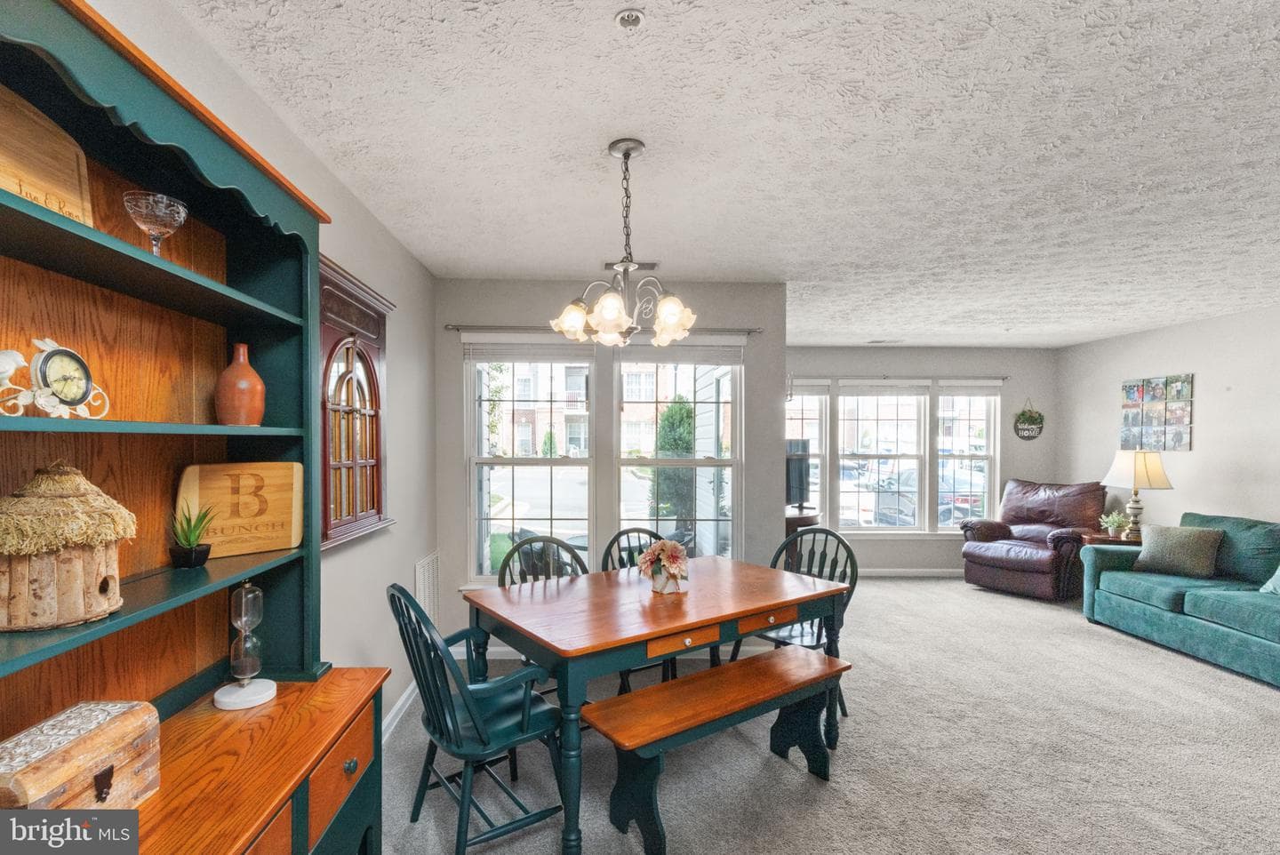 16 Brook Farm Court #16d photo 9