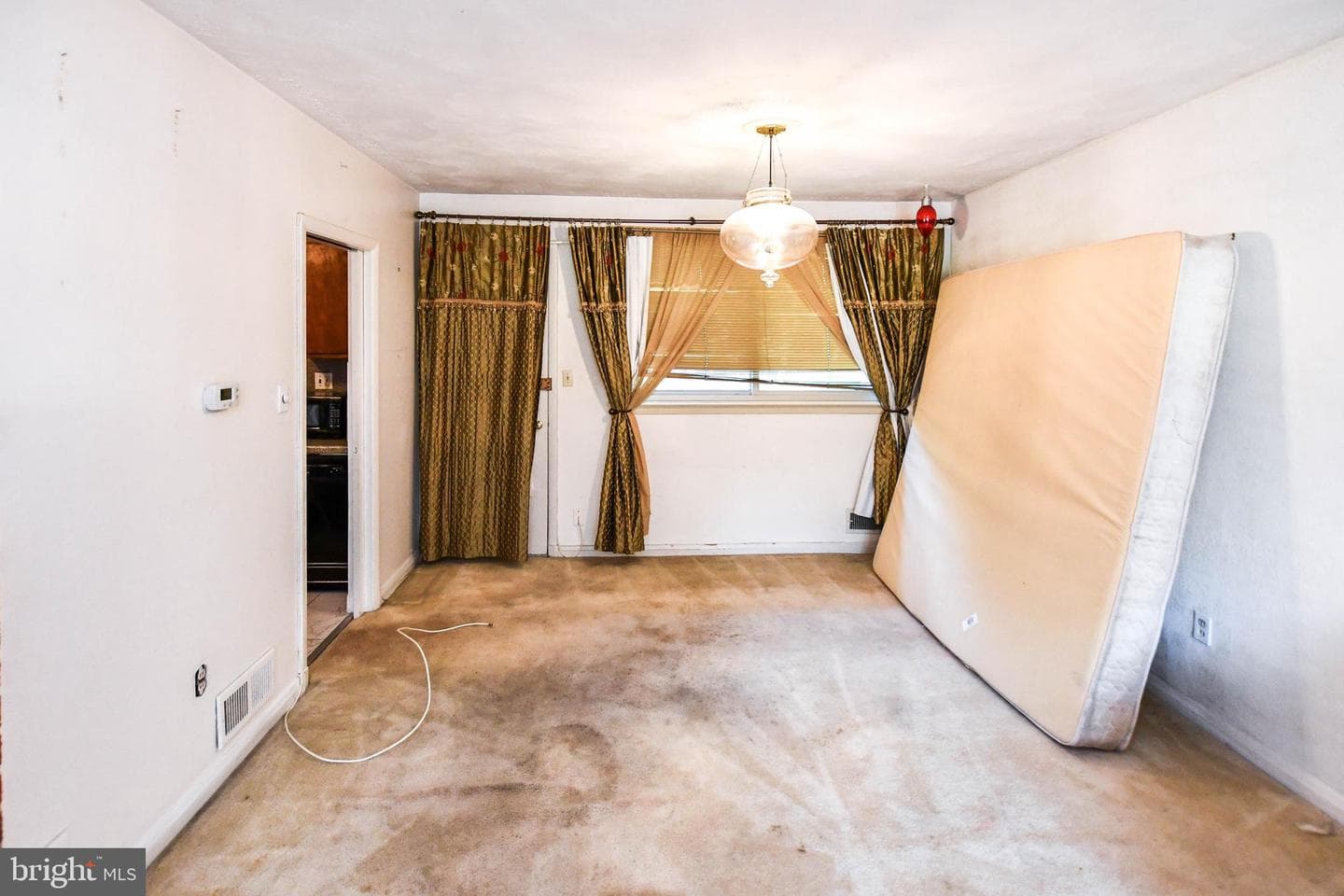 3542 Lynne Haven photo 11