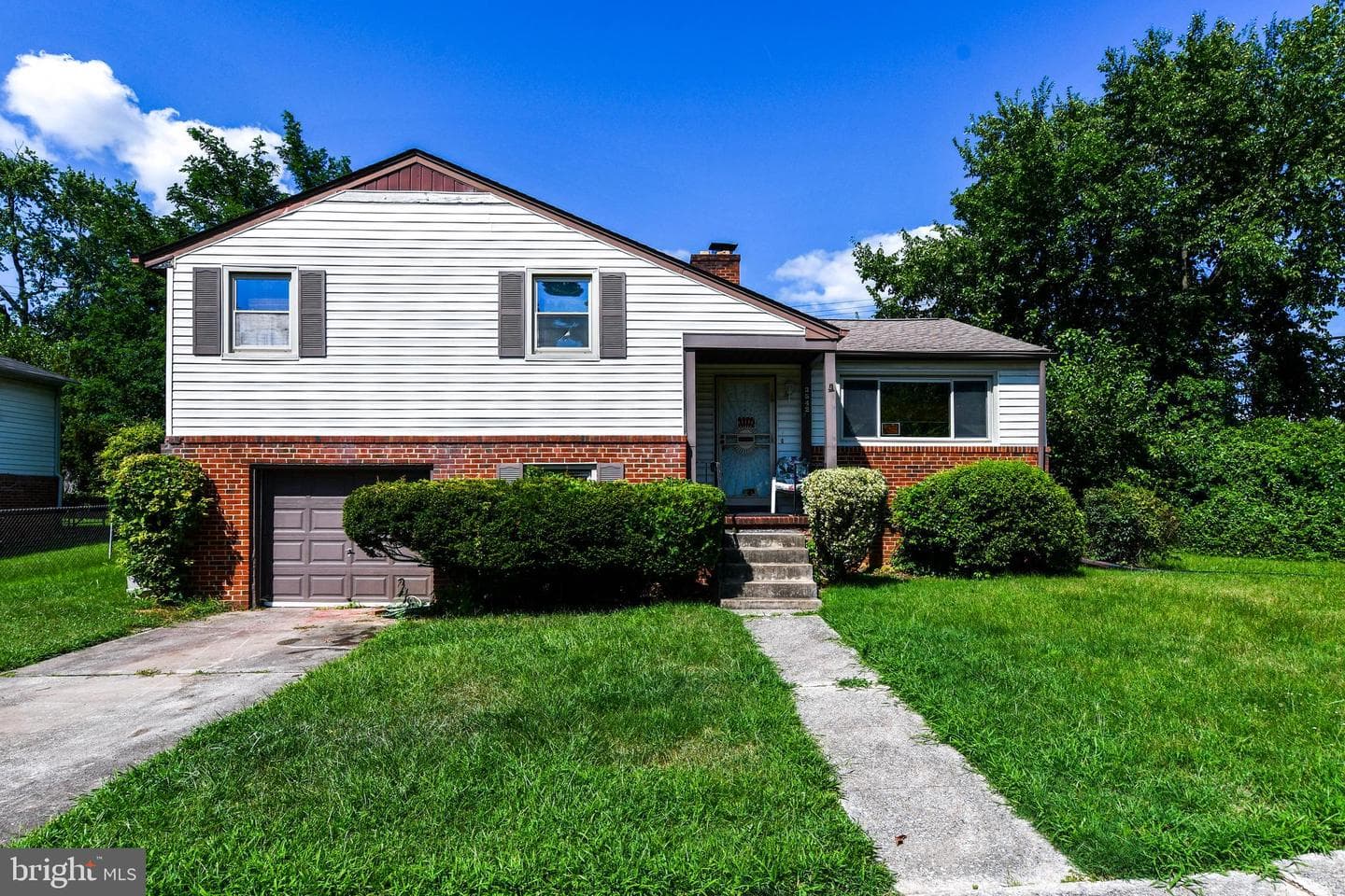 3542 Lynne Haven photo 2