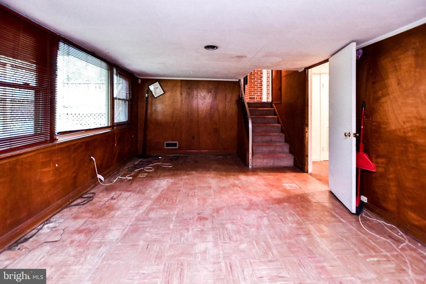 3542 Lynne Haven photo 32