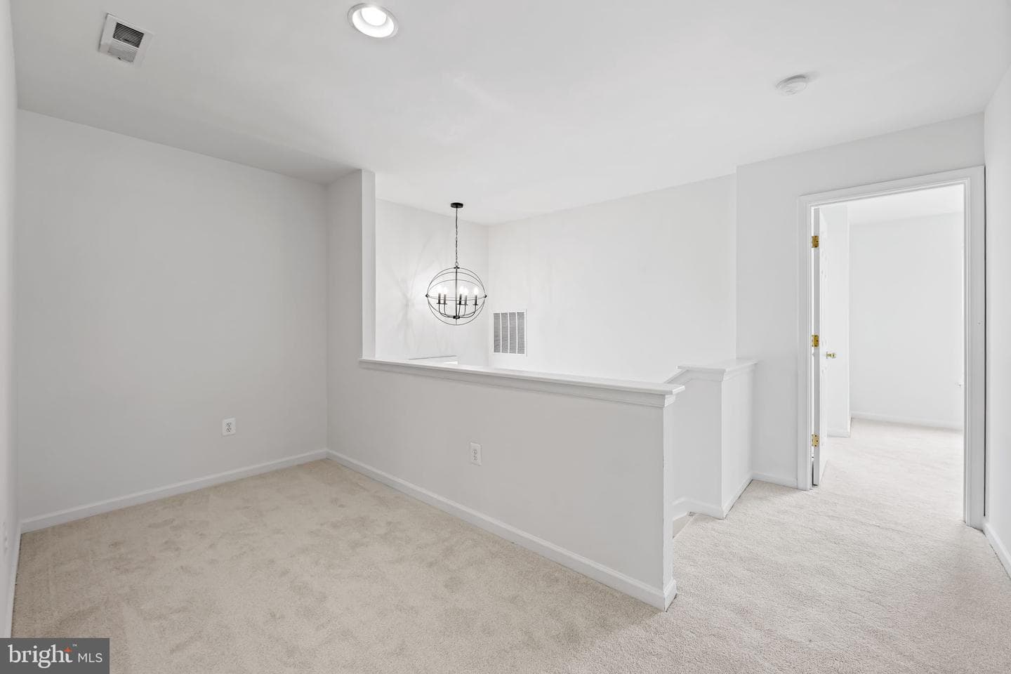 703 Nellis Road photo 20