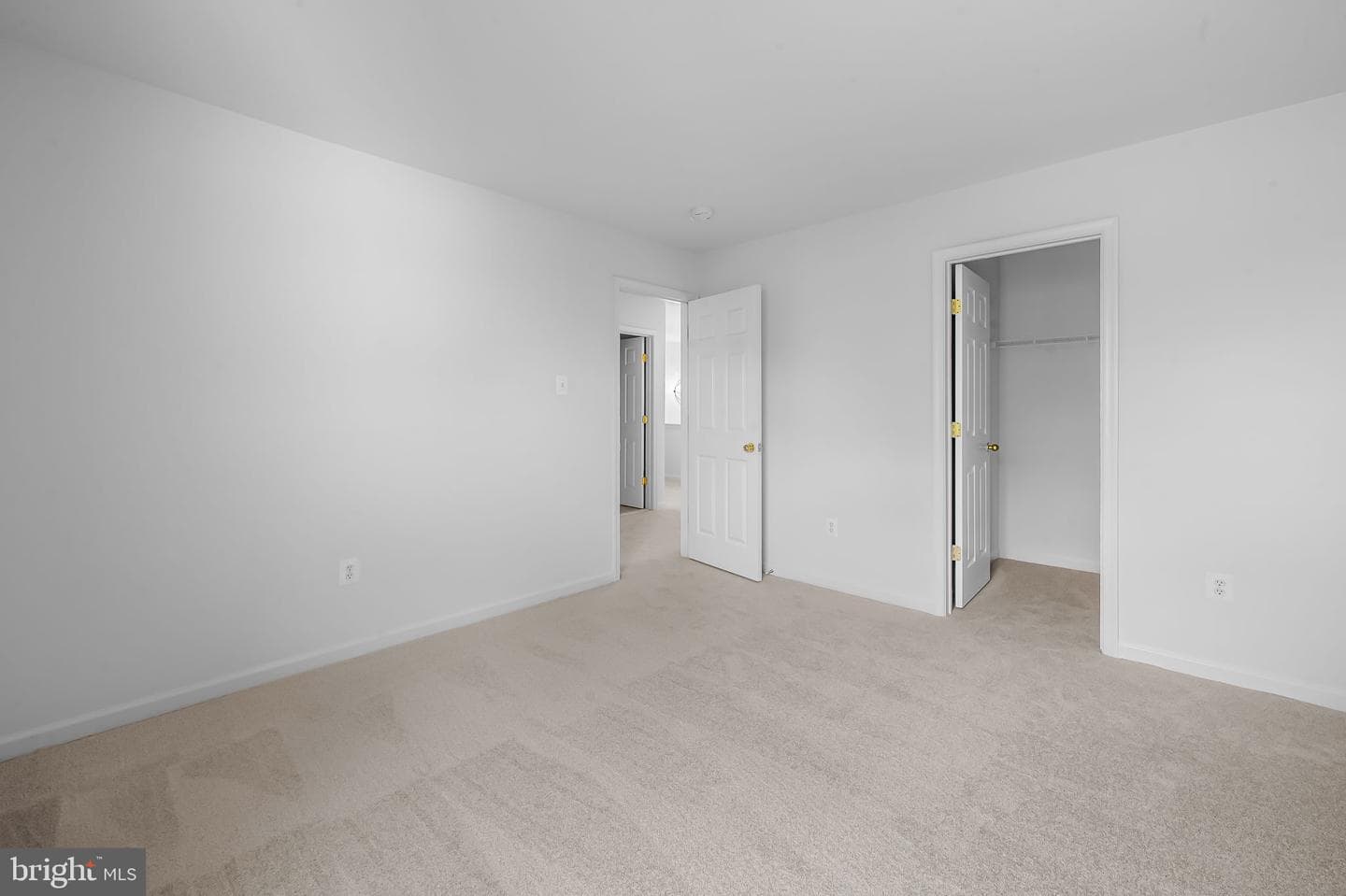 703 Nellis Road photo 34