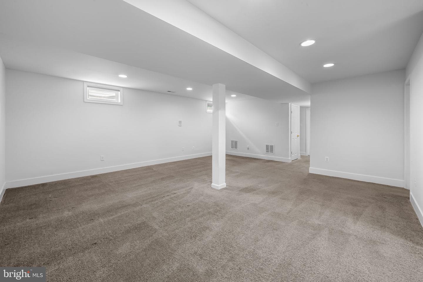 703 Nellis Road photo 38