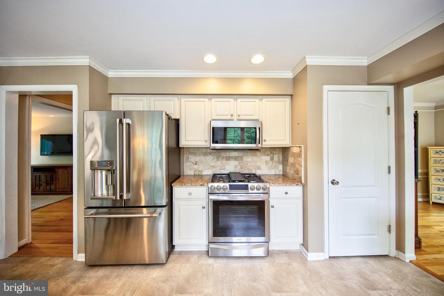 8124 Rose Haven Road photo 12