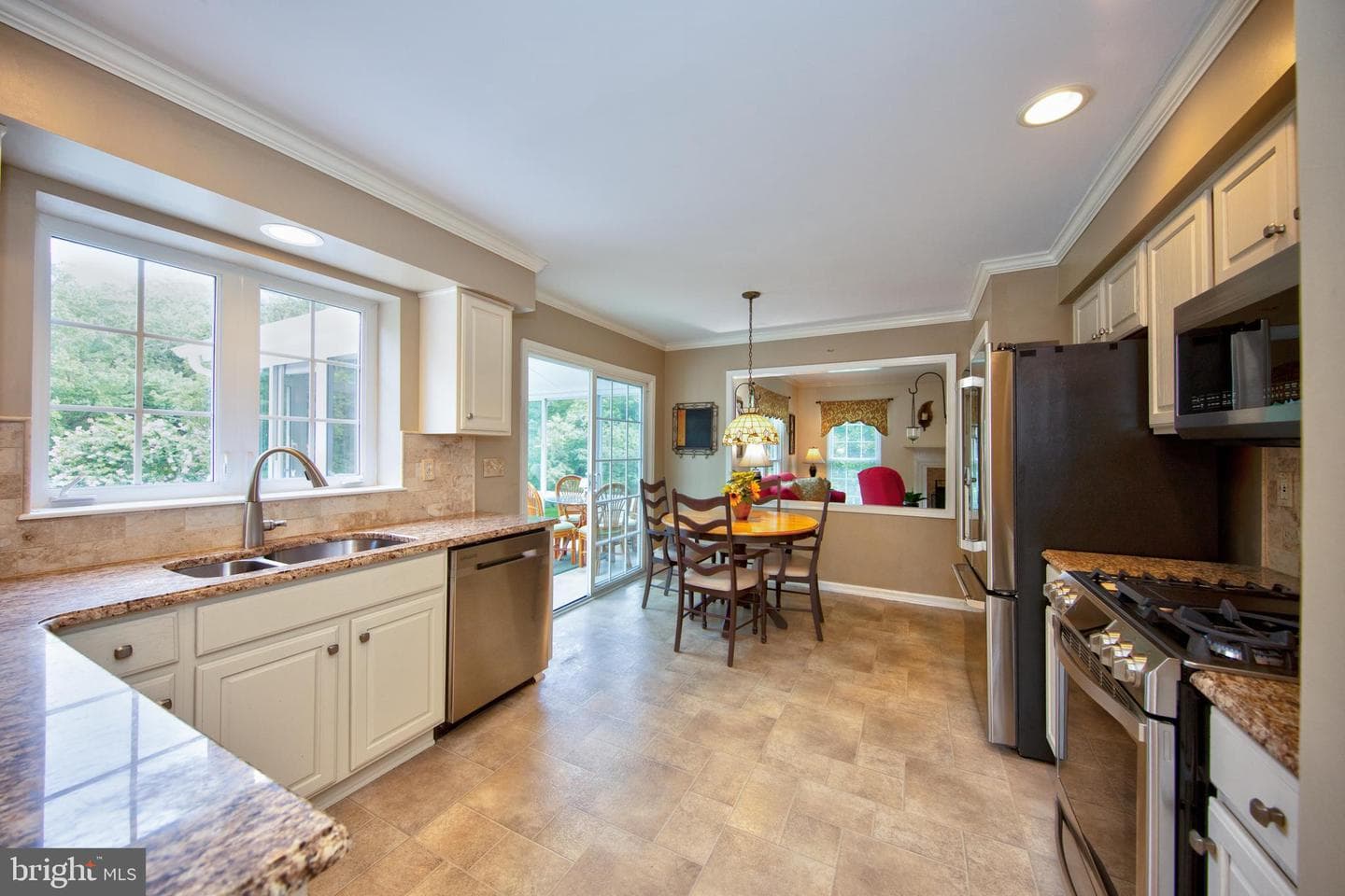 8124 Rose Haven Road photo 9