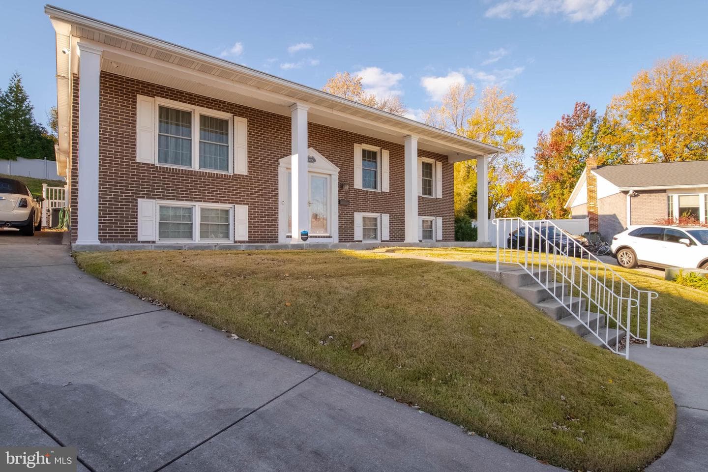8006 Woodhaven Court