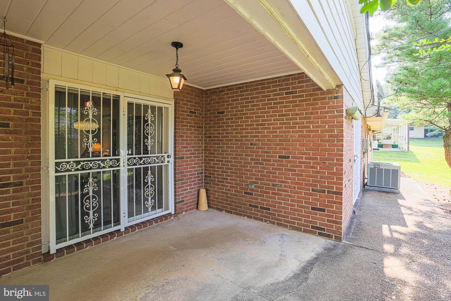 2109 Fernglen Way photo 28