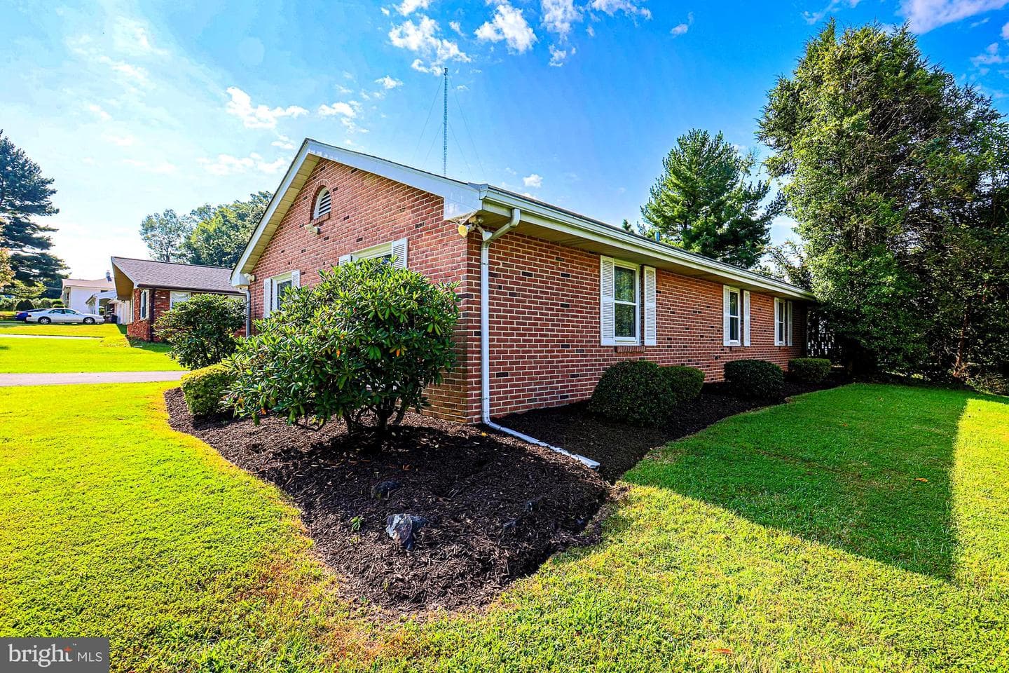 2109 Fernglen Way photo 7