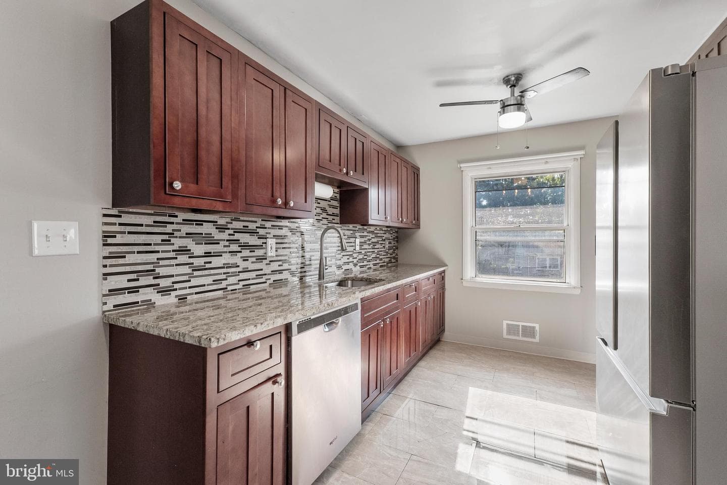 102 Danbury Road photo 12