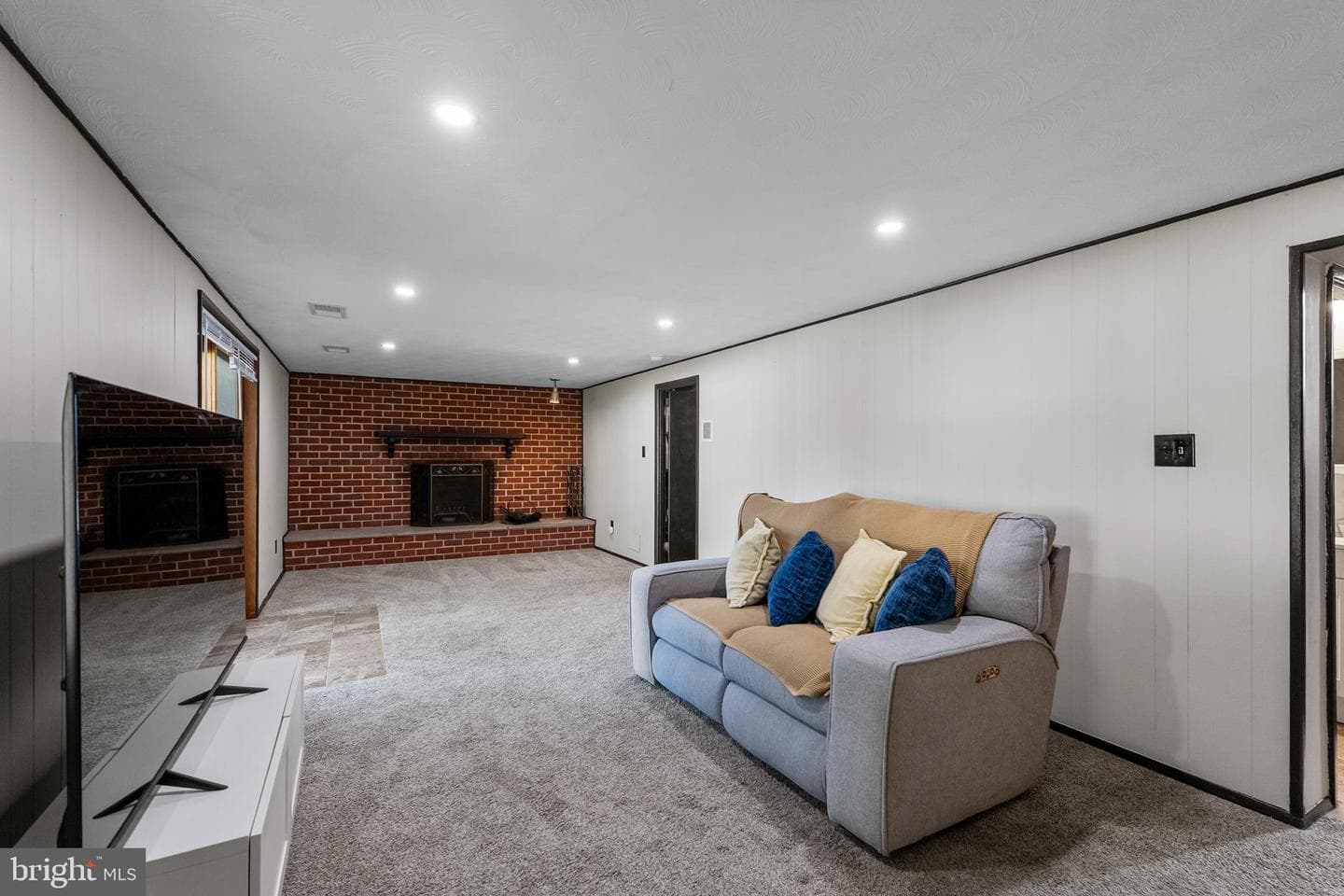 102 Danbury Road photo 24