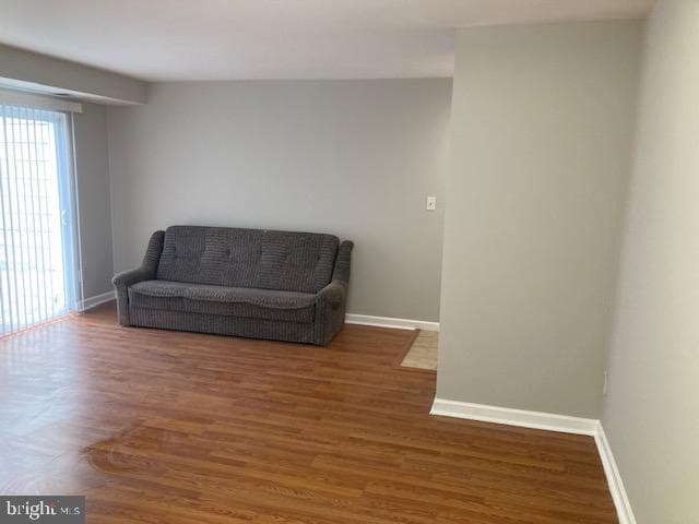 11906 Tarragon Road #j photo 4