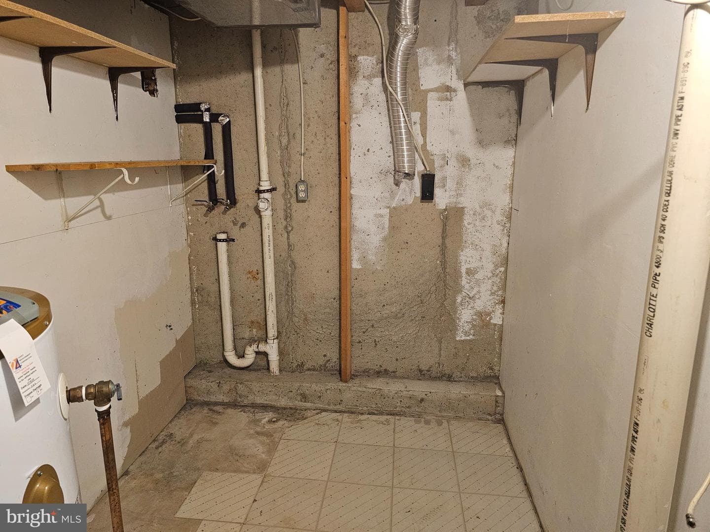 40 White Pine Court photo 15
