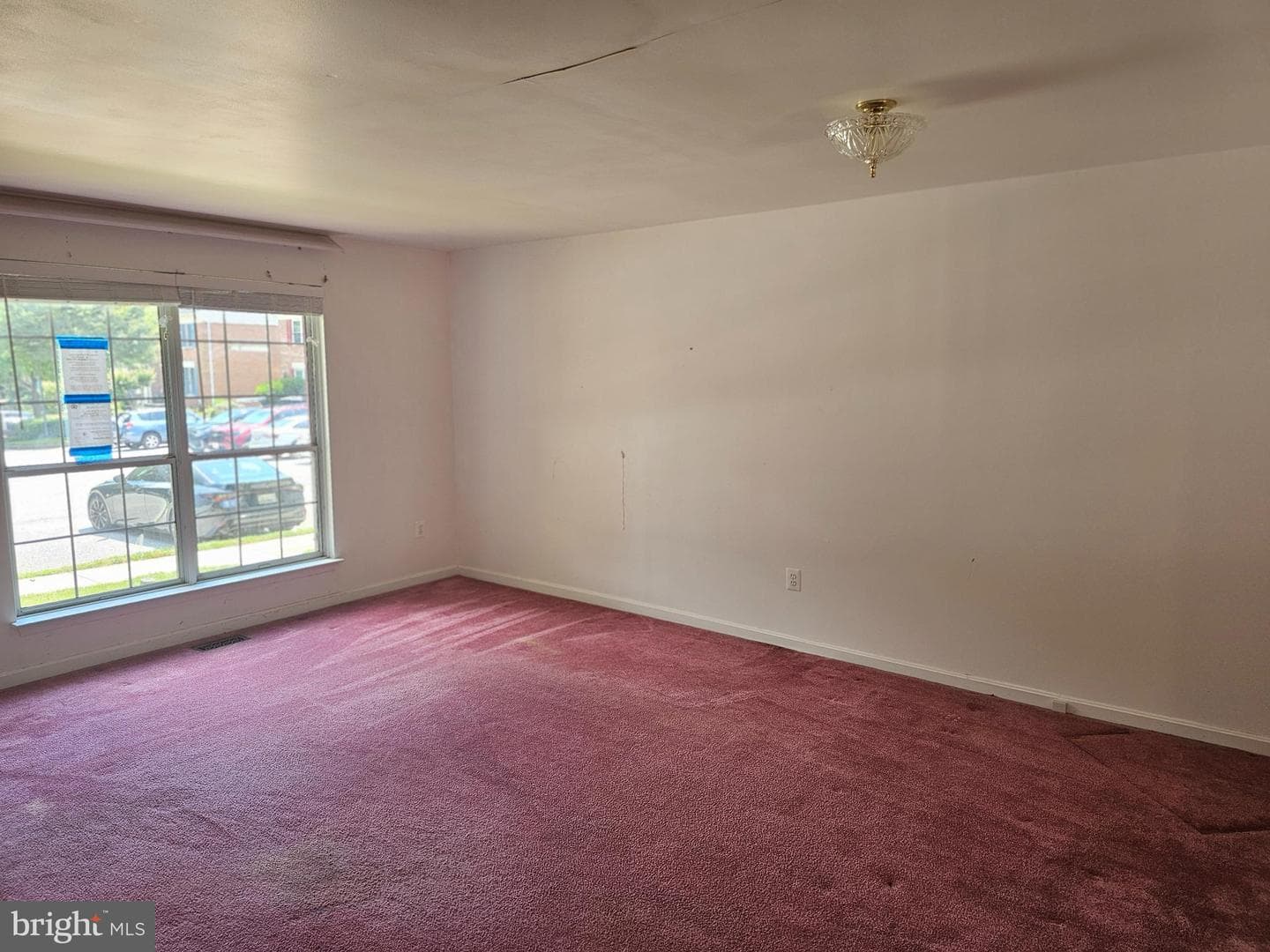 40 White Pine Court photo 5