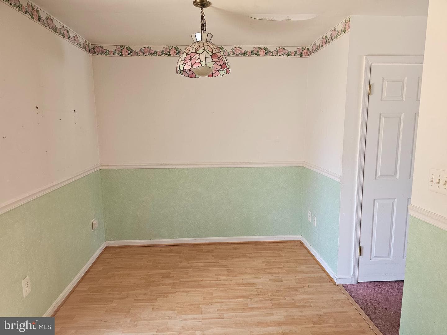40 White Pine Court photo 8