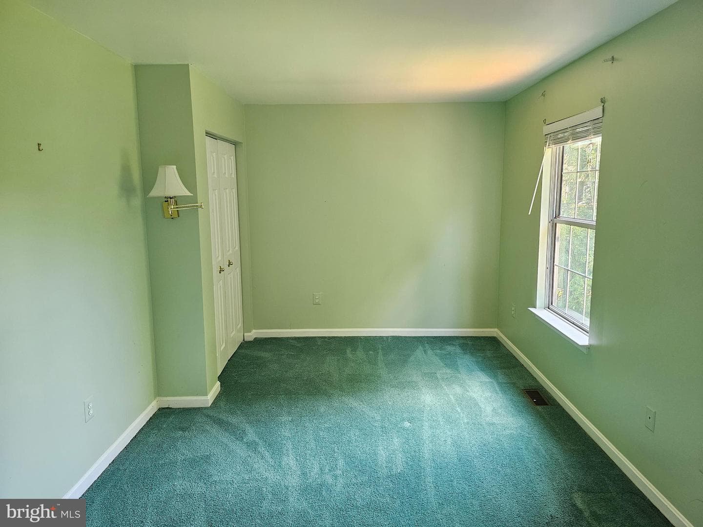 40 White Pine Court photo 9