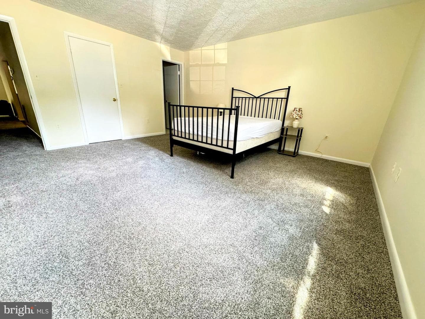 11 Friendswood Court #11a photo 2