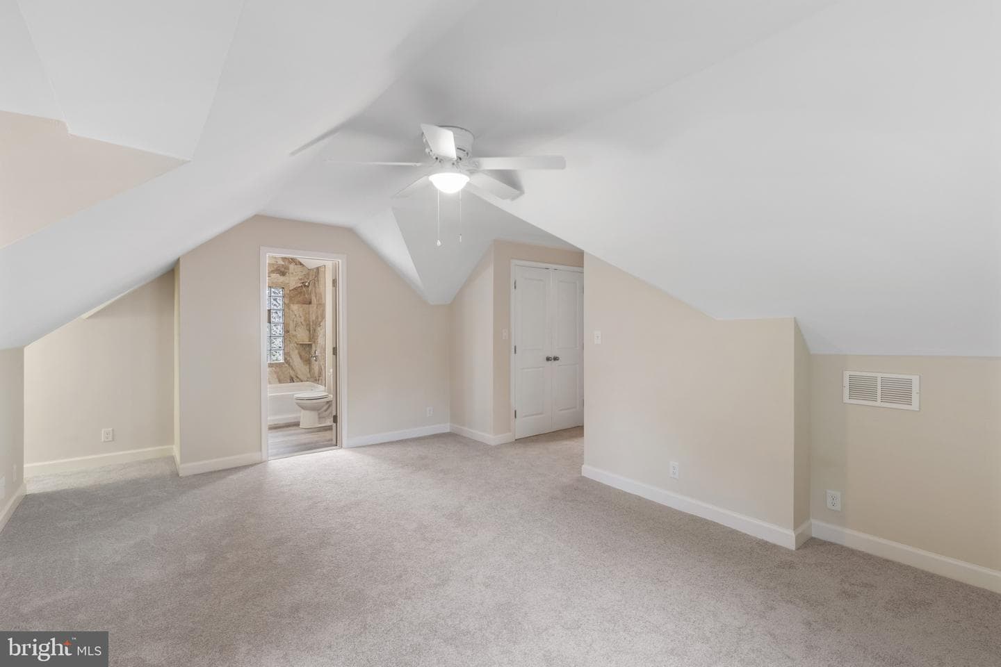 3012 Lavender Avenue photo 18