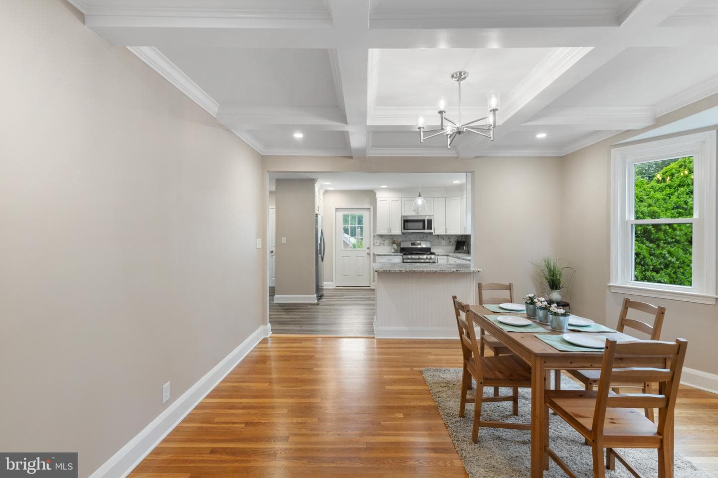 3012 Lavender Avenue photo 8