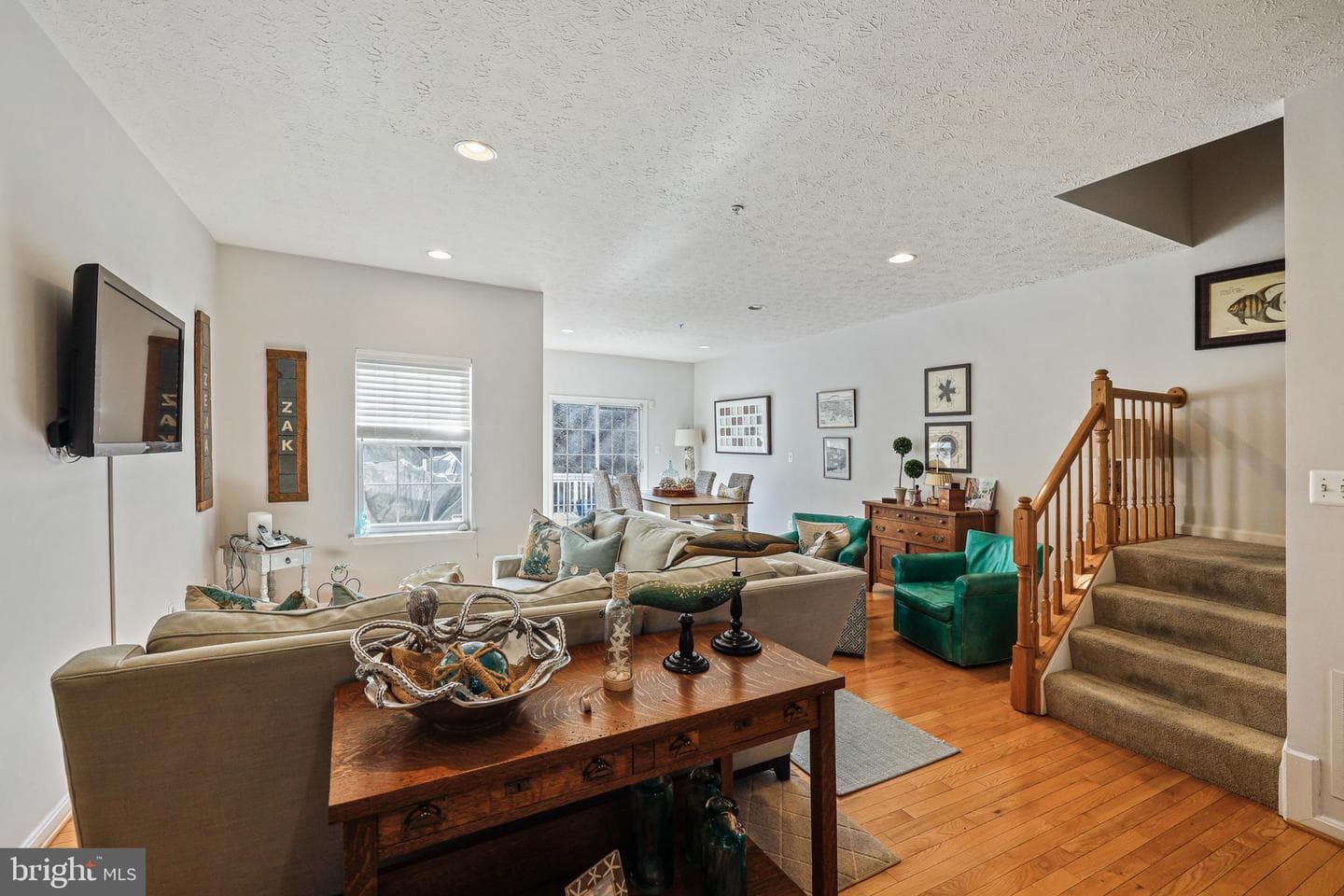 15 Winterberry Court photo 3