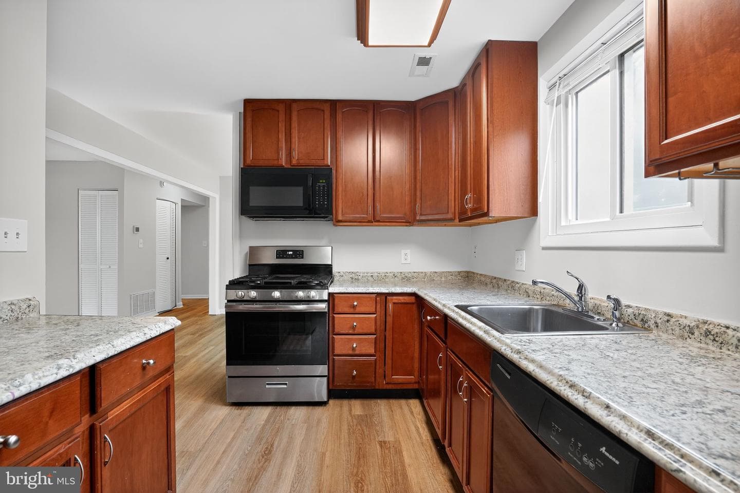 8819 Winterbrook Road photo 10