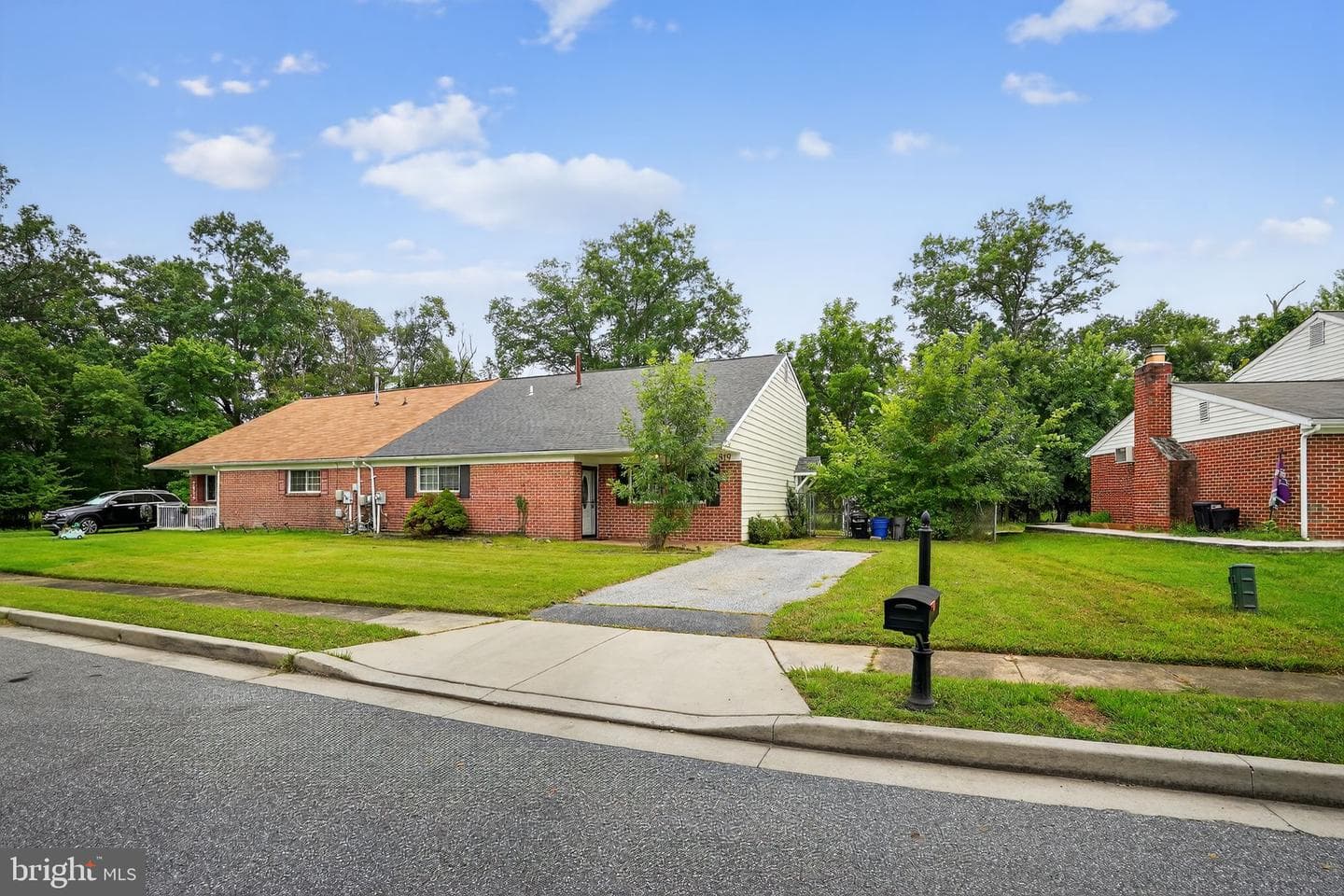 8819 Winterbrook Road photo 3
