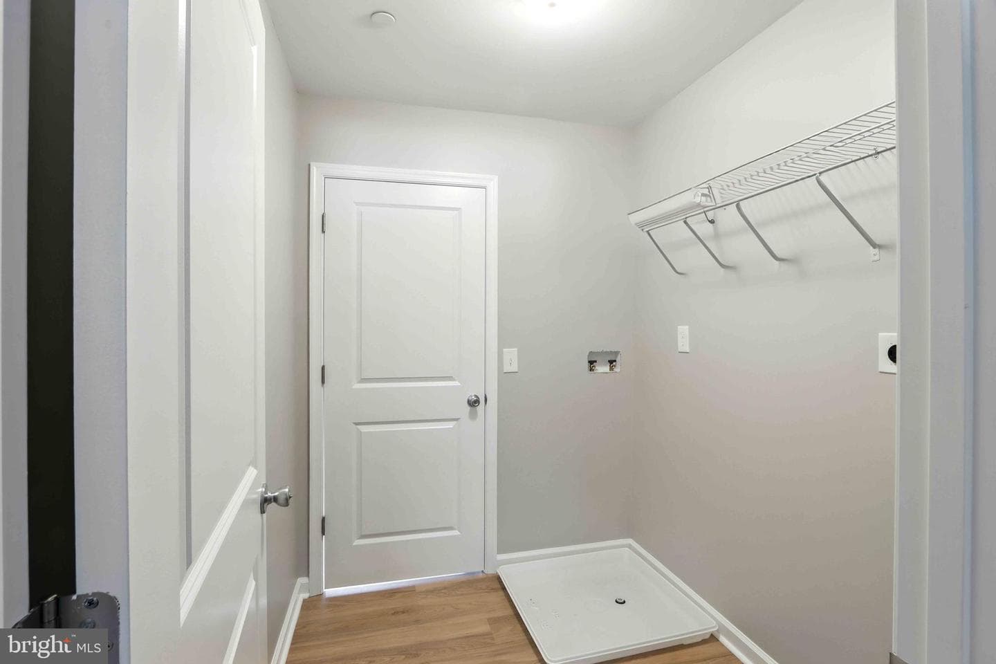 2732 Daisy Avenue photo 14