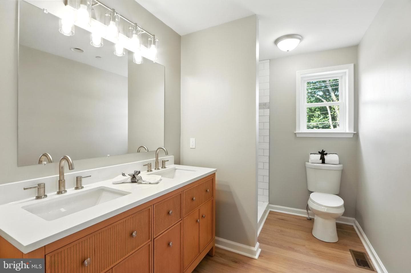 2732 Daisy Avenue photo 22