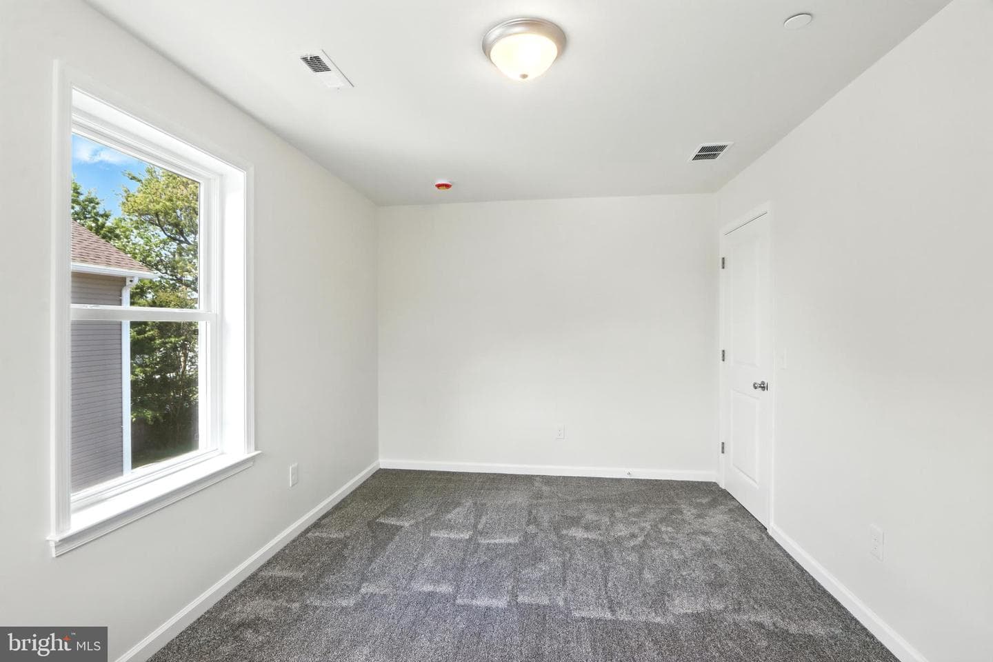 2732 Daisy Avenue photo 26