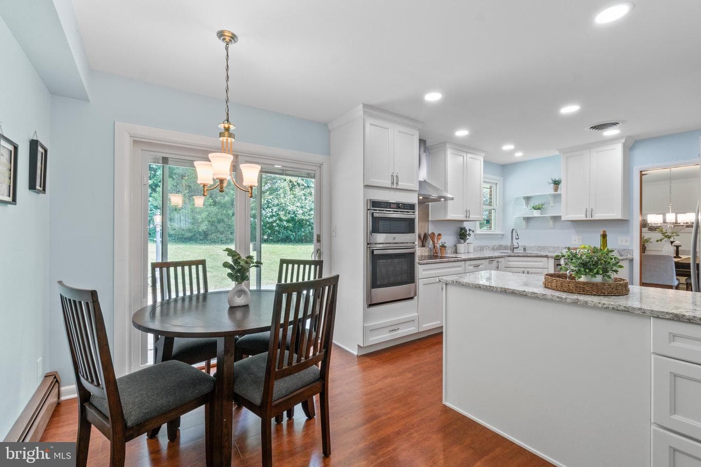12535 Merritt Avenue photo 17