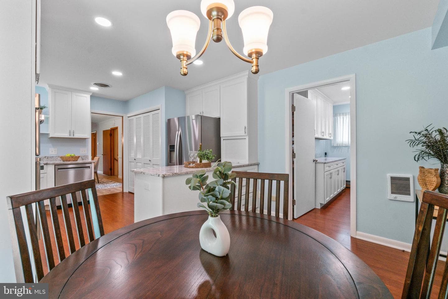 12535 Merritt Avenue photo 18