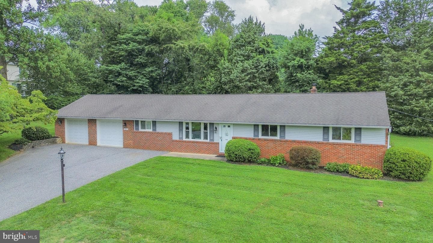 12535 Merritt Avenue photo 37